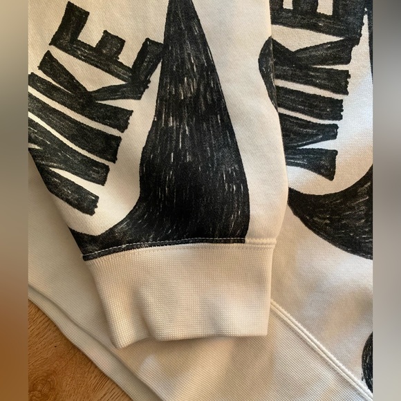 Nike Crewneck - Picture 2 of 3